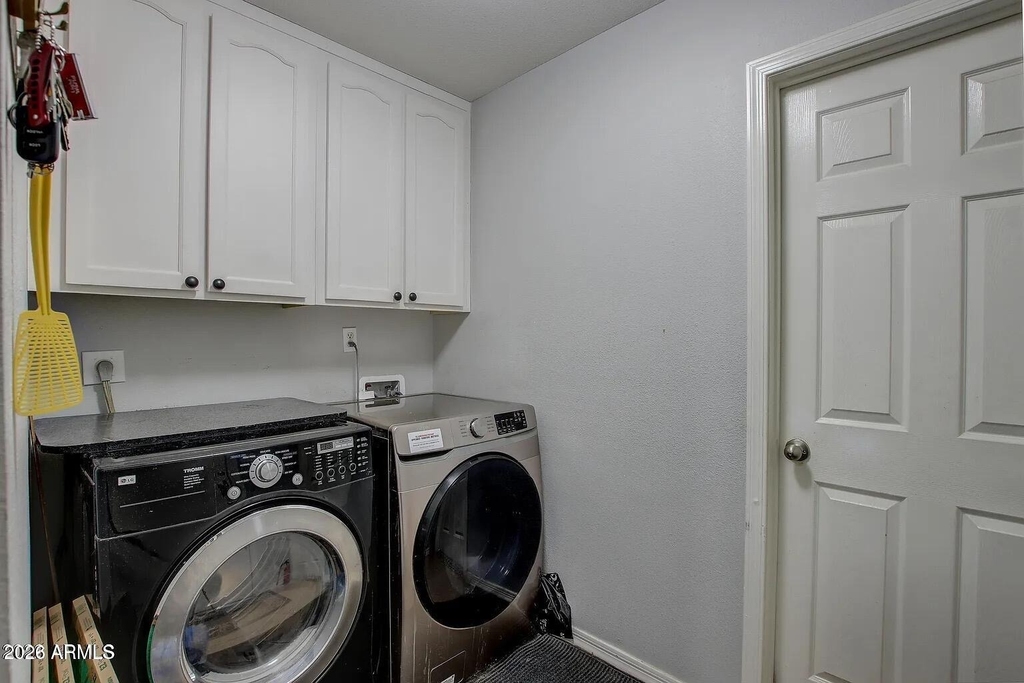 2755 E Michigan Avenue - Photo 7