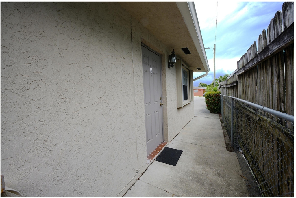 625 N M Street - Photo 3