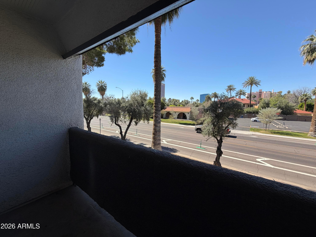302 E Monte Vista Road - Photo 13