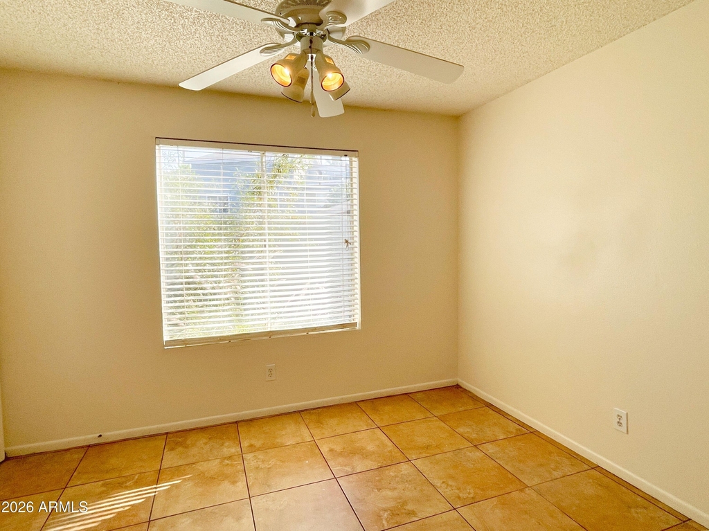 19601 N 7th Street - Photo 16