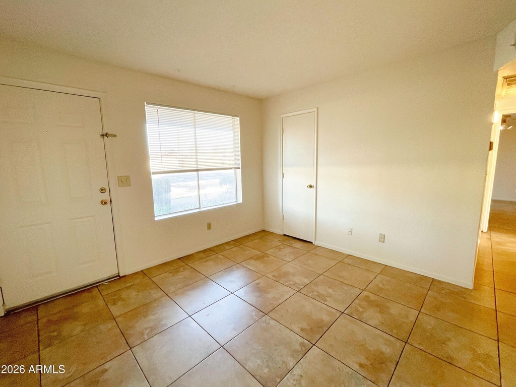 19601 N 7th Street - Photo 9