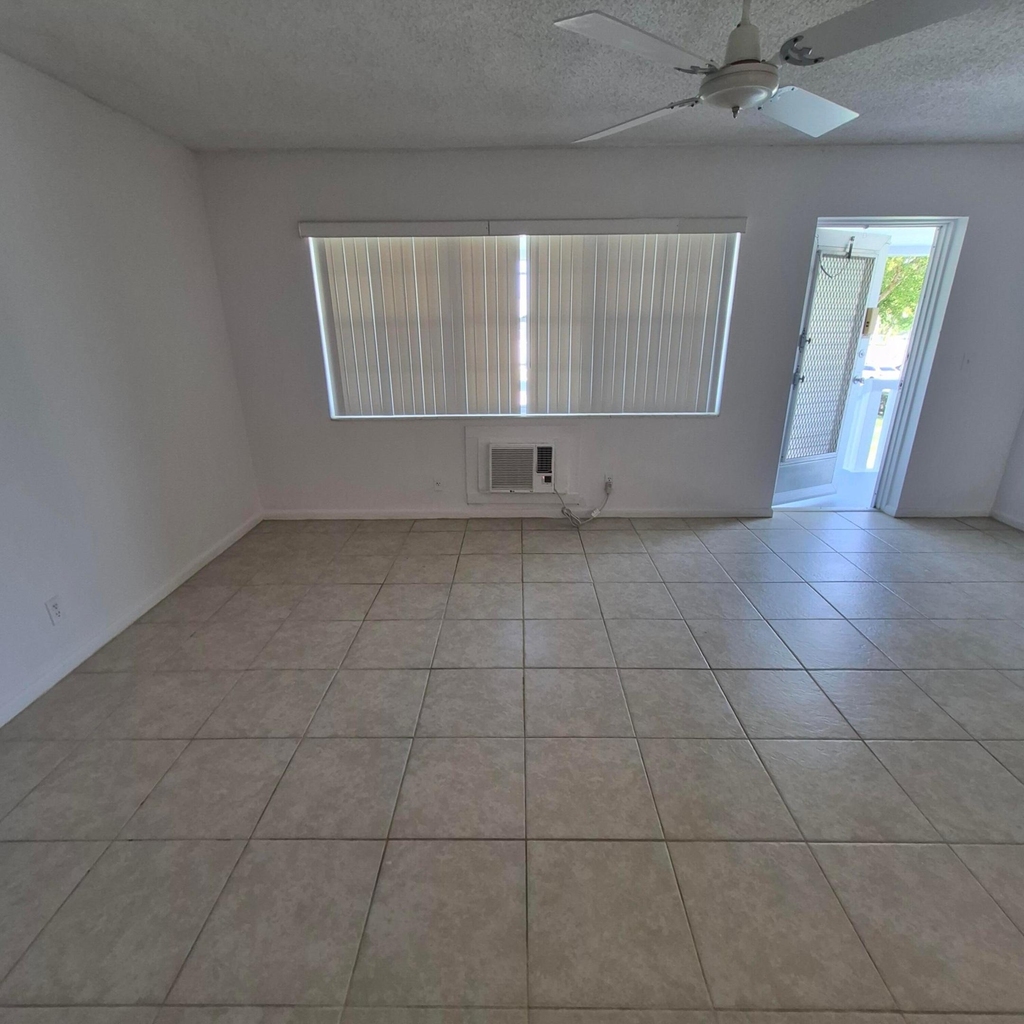 293 Sheffield L - Photo 4