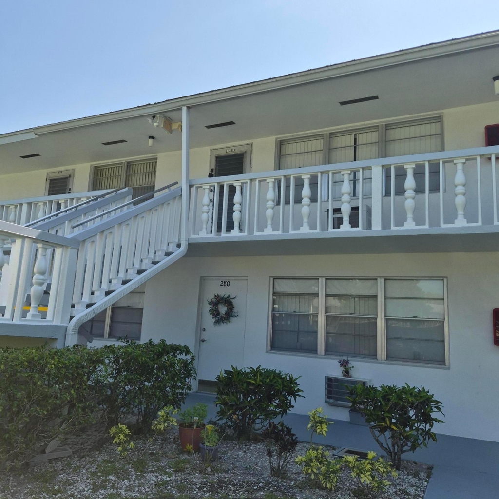293 Sheffield L - Photo 1