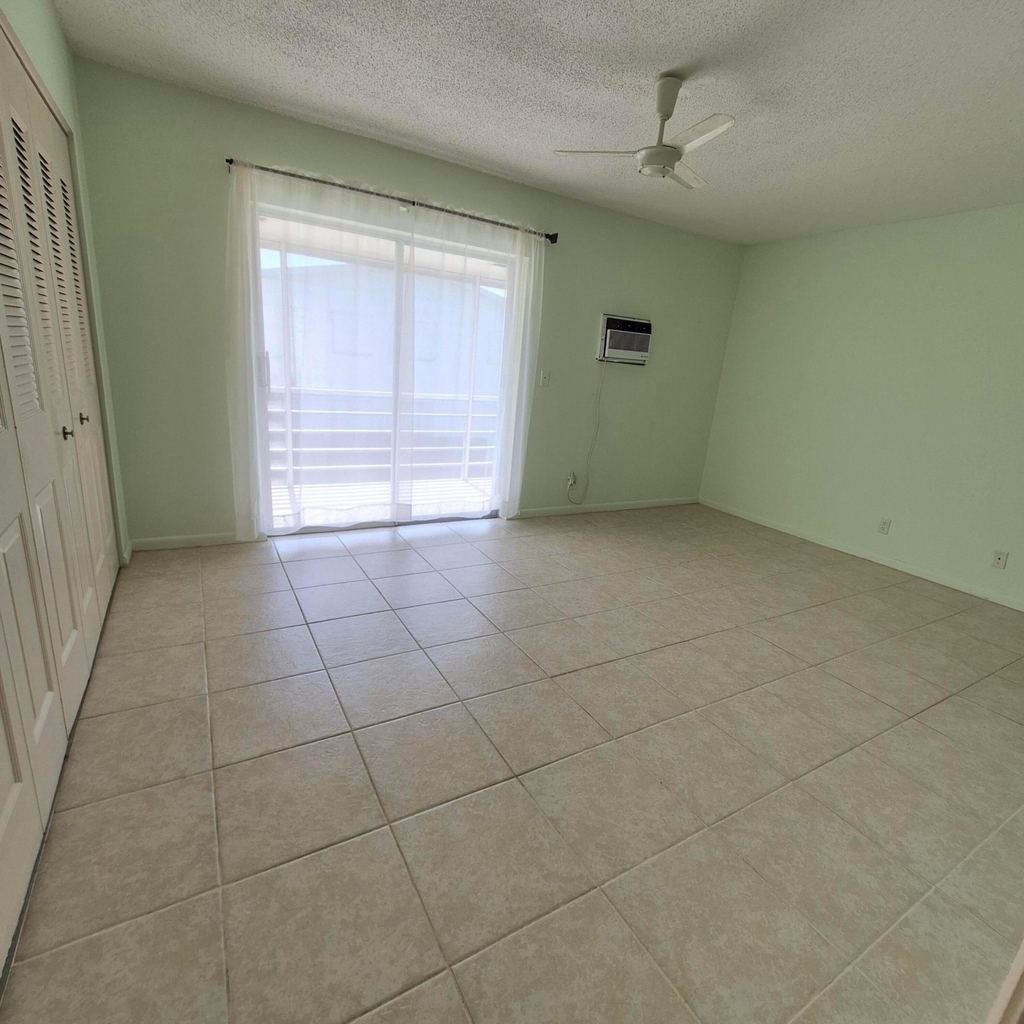 293 Sheffield L - Photo 6