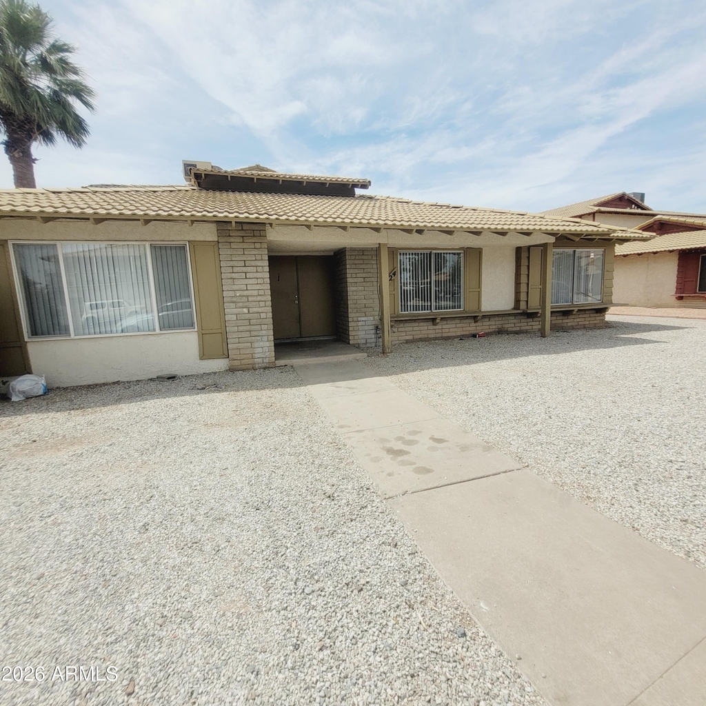 4424 N 53rd Lane - Photo 1