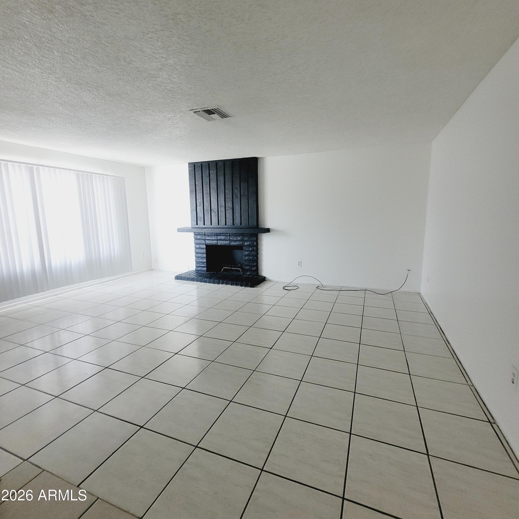 4424 N 53rd Lane - Photo 2