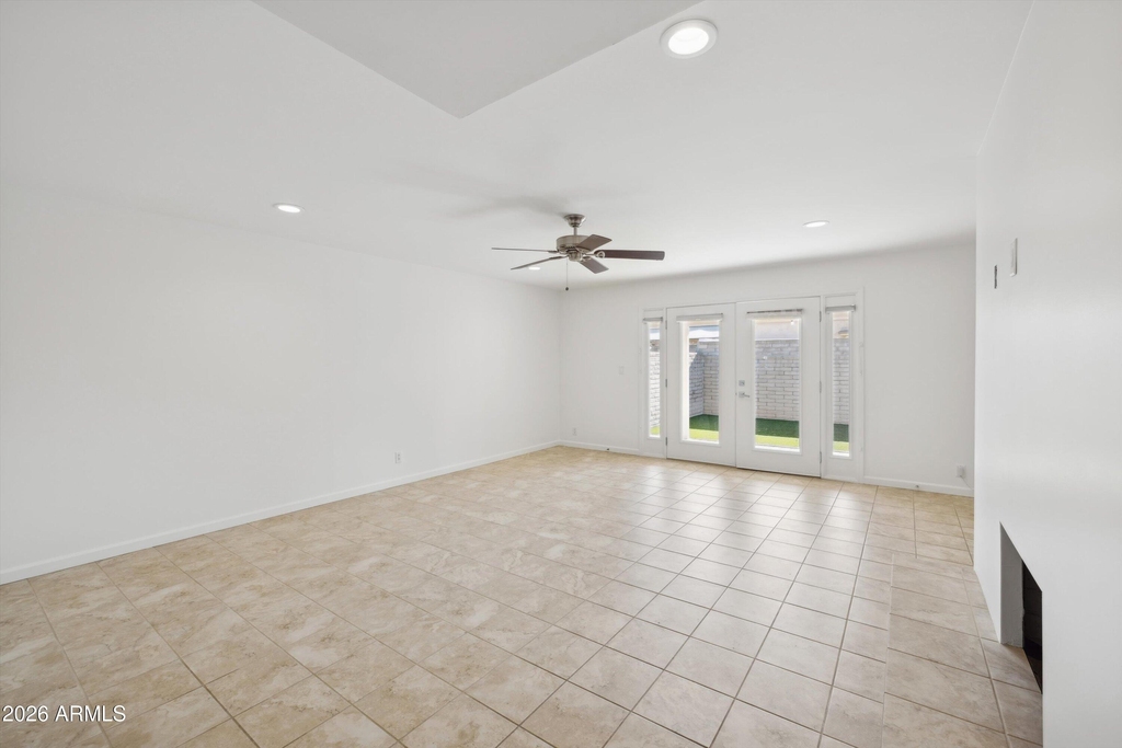 7901 E Plaza Avenue - Photo 3