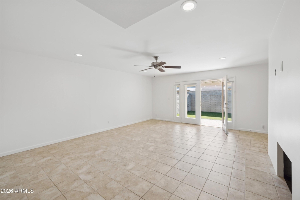 7901 E Plaza Avenue - Photo 4