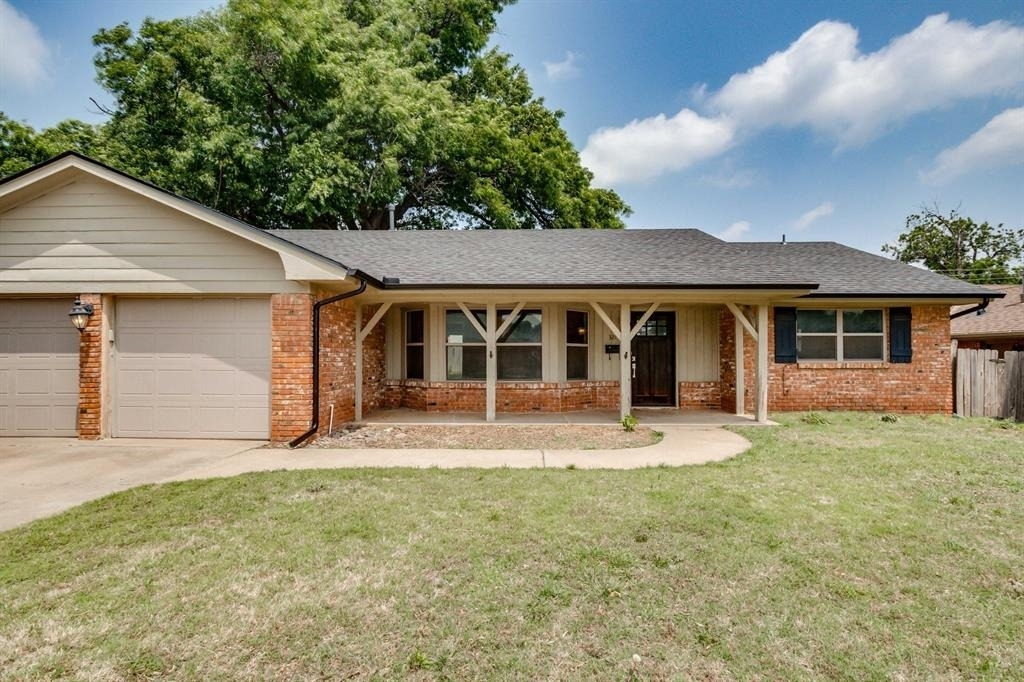 3213 Nw 61st Place - Photo 0