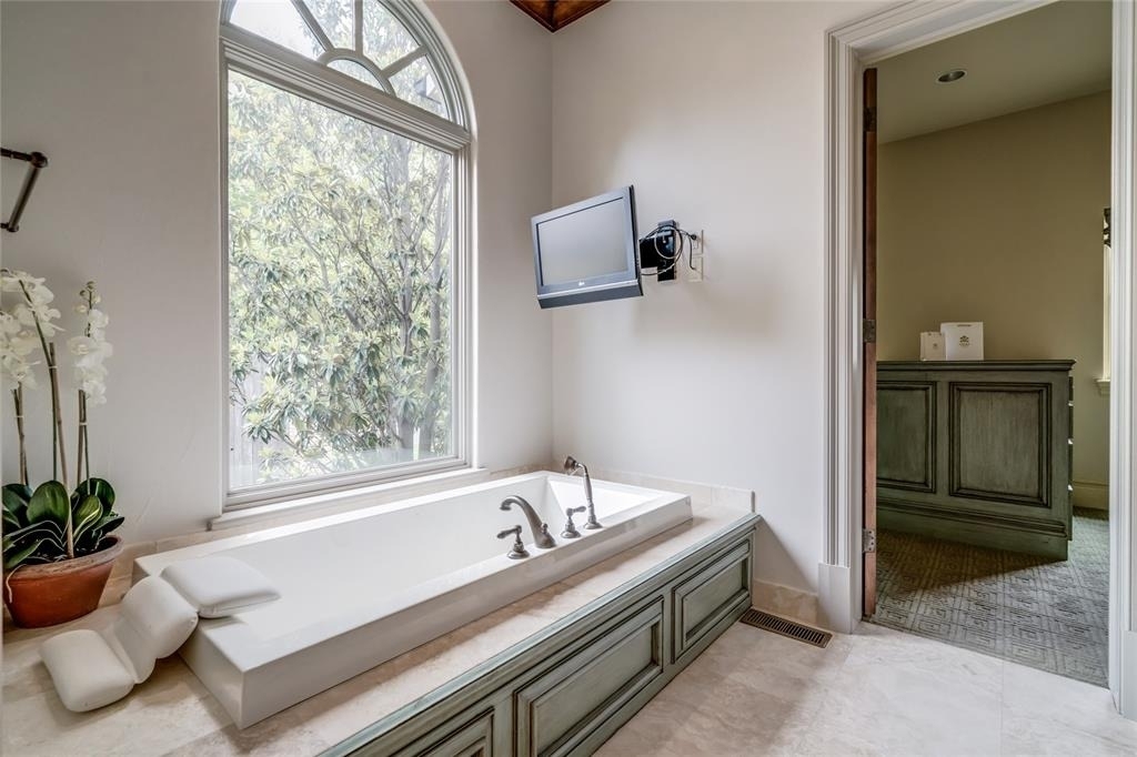 5701 Mistletoe Court - Photo 28