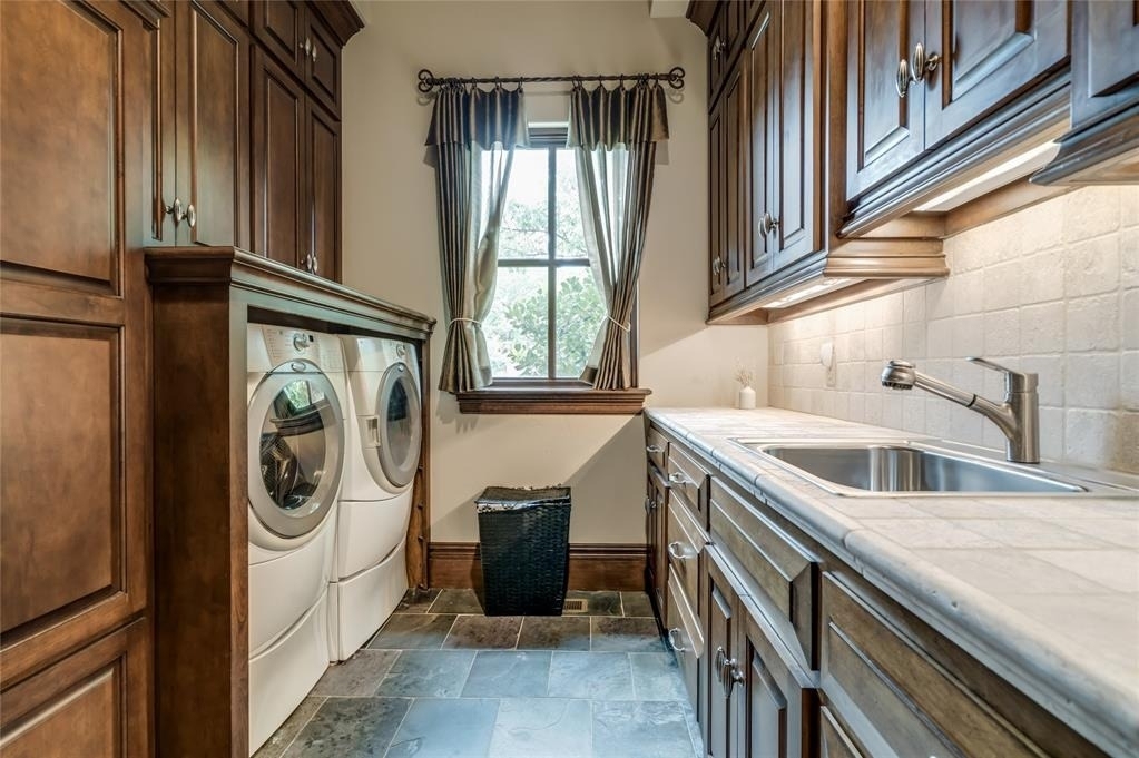 5701 Mistletoe Court - Photo 43