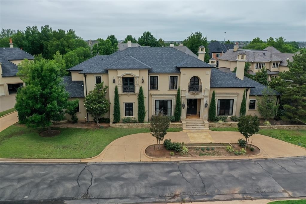 5701 Mistletoe Court - Photo 0