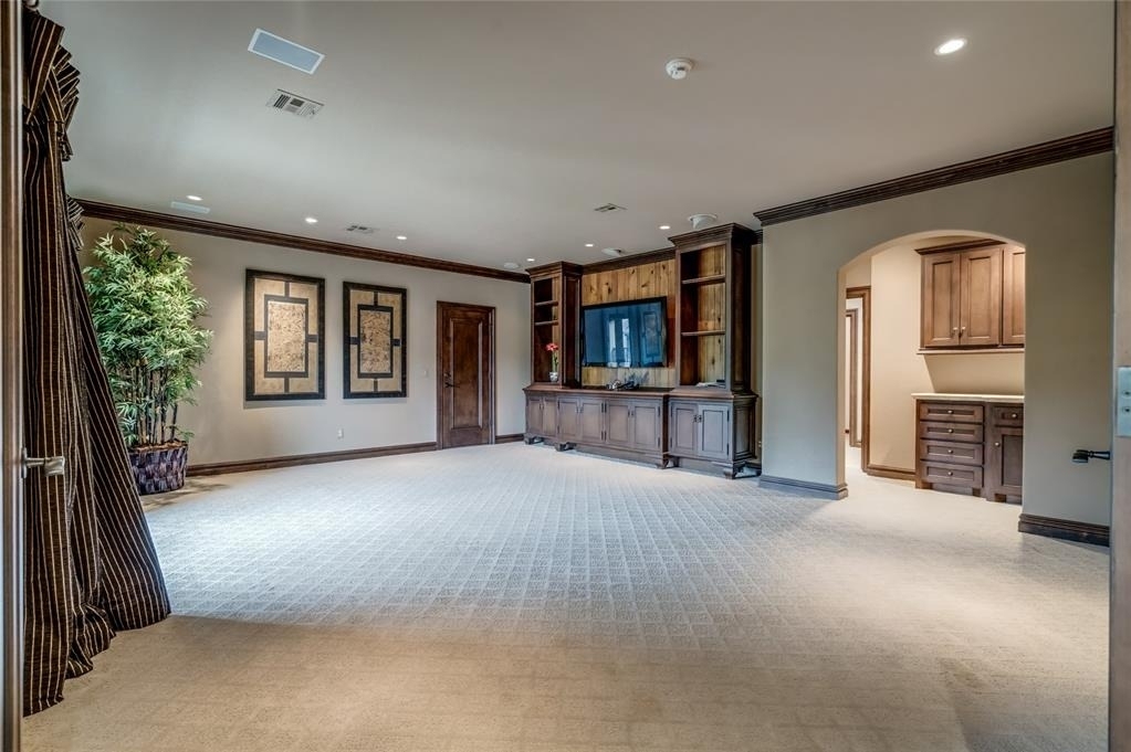 5701 Mistletoe Court - Photo 41