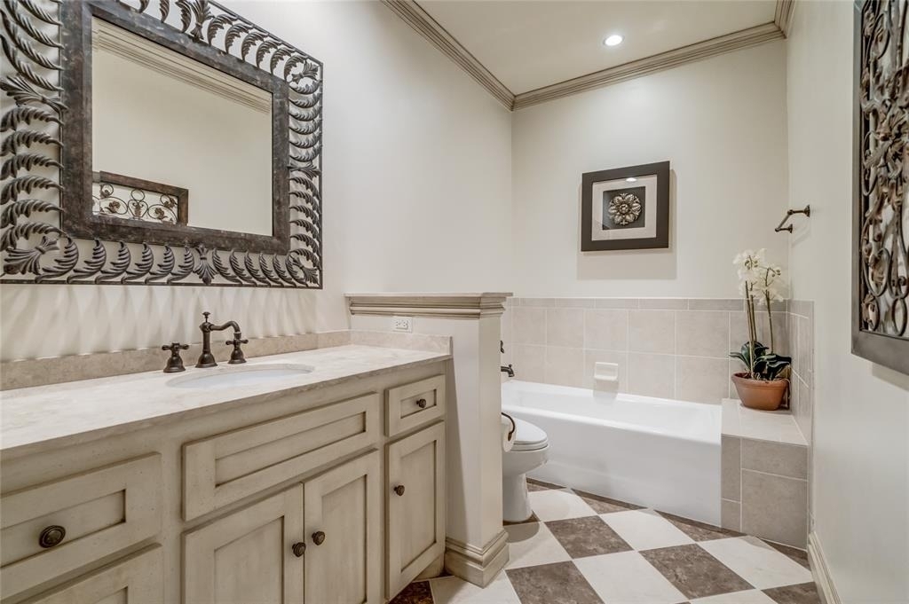 5701 Mistletoe Court - Photo 37