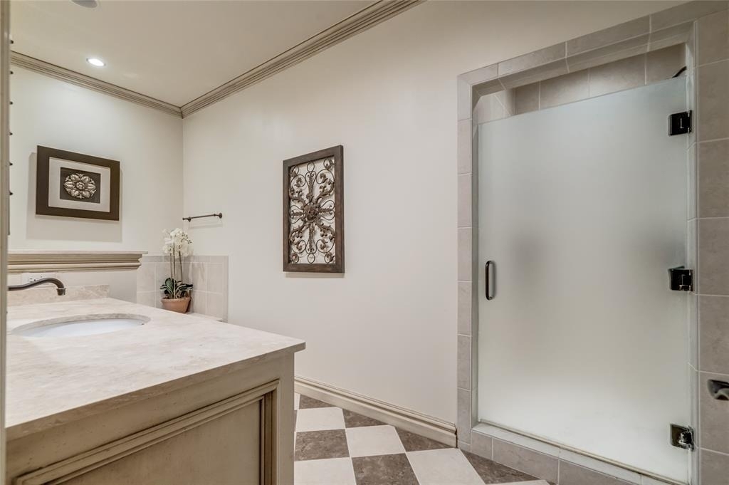5701 Mistletoe Court - Photo 38