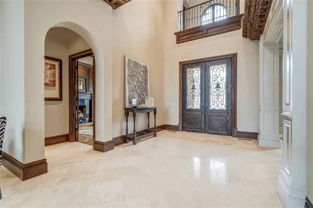 5701 Mistletoe Court - Photo 5
