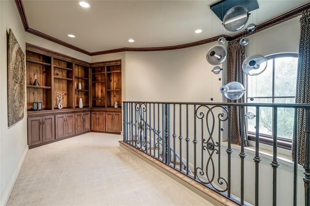 5701 Mistletoe Court - Photo 39