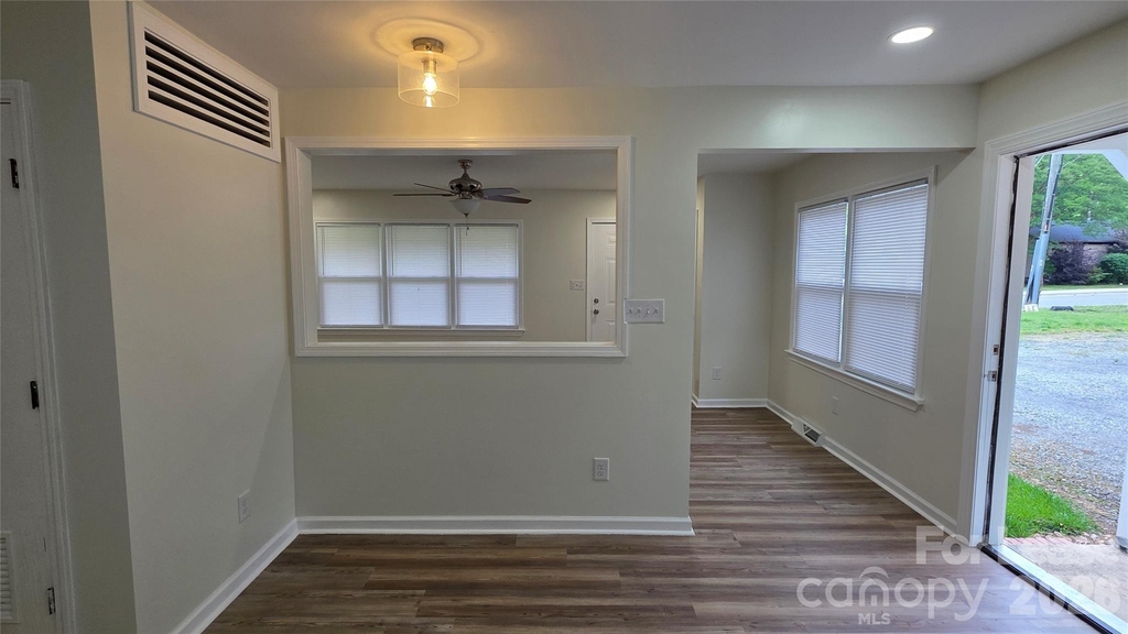 104 Gibson Park Drive - Photo 11