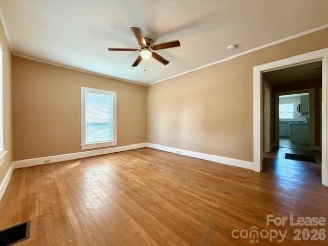 421 N East Avenue - Photo 2
