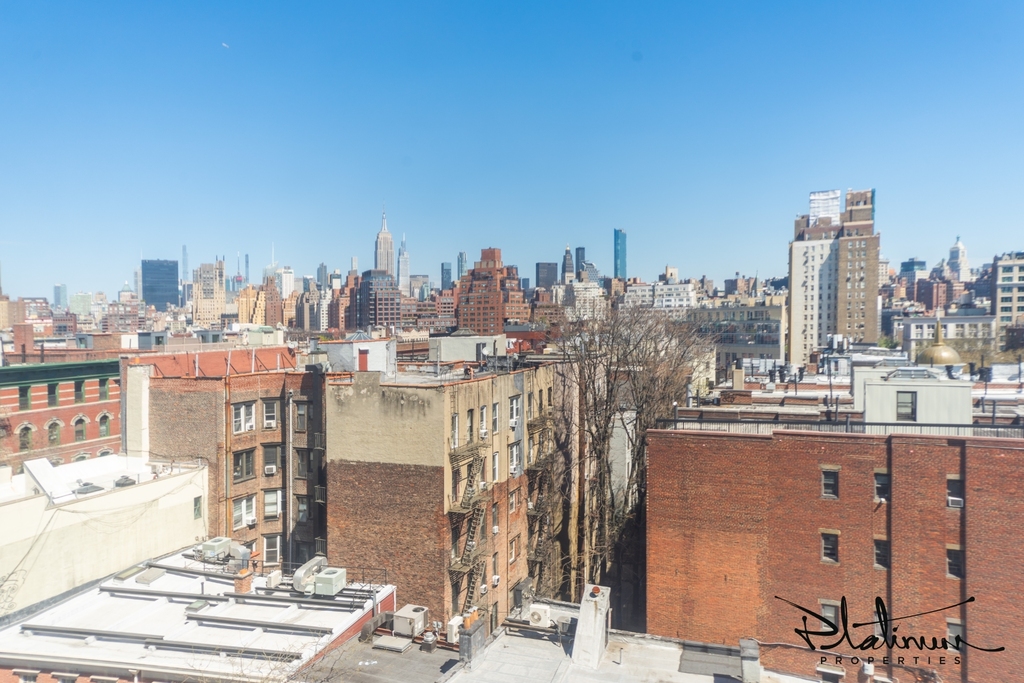 Christopher Street - Photo 10