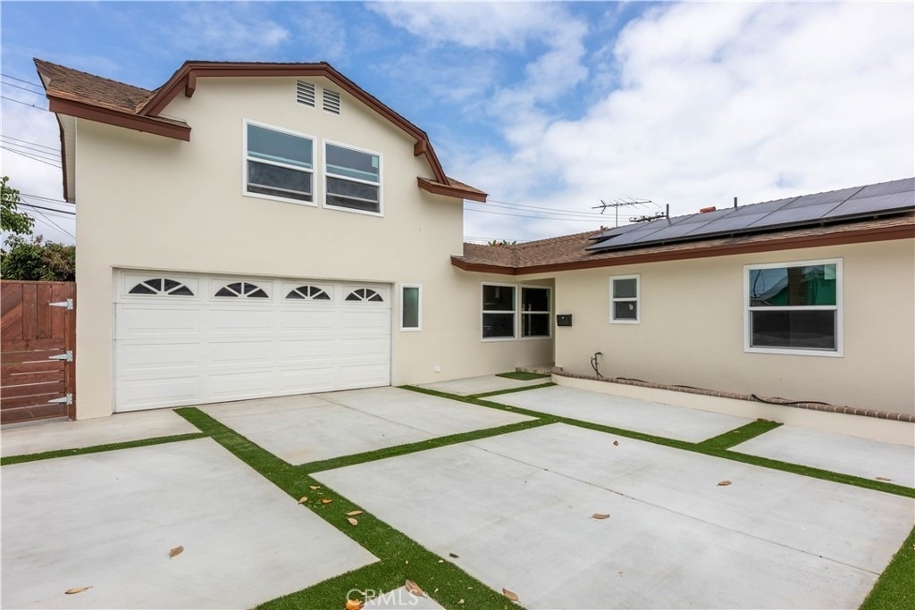16708 Oleander Circle - Photo 1