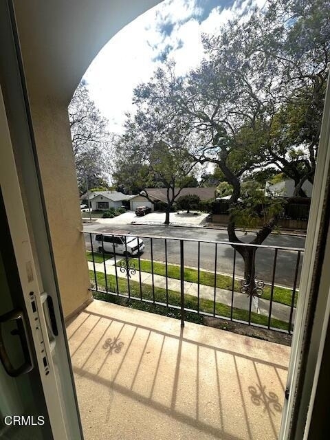 138 S Bryn Mawr Street - Photo 9