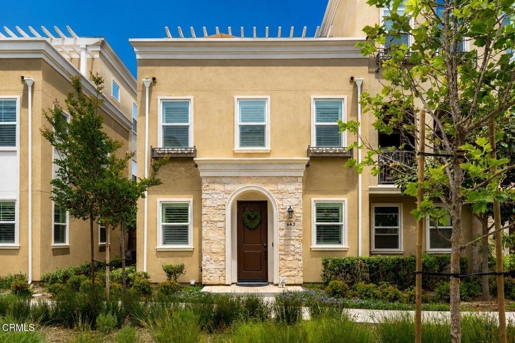 643 Winchester Drive - Photo 3