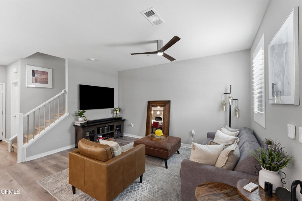 643 Winchester Drive - Photo 4