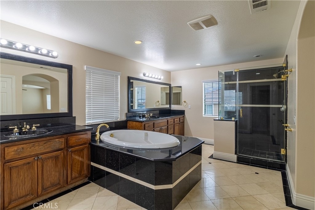 2272 Mary Clare Street - Photo 15