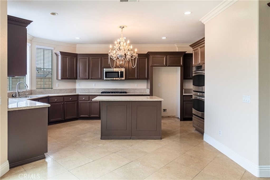2272 Mary Clare Street - Photo 11