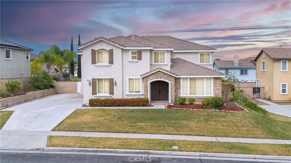 2272 Mary Clare Street - Photo 0