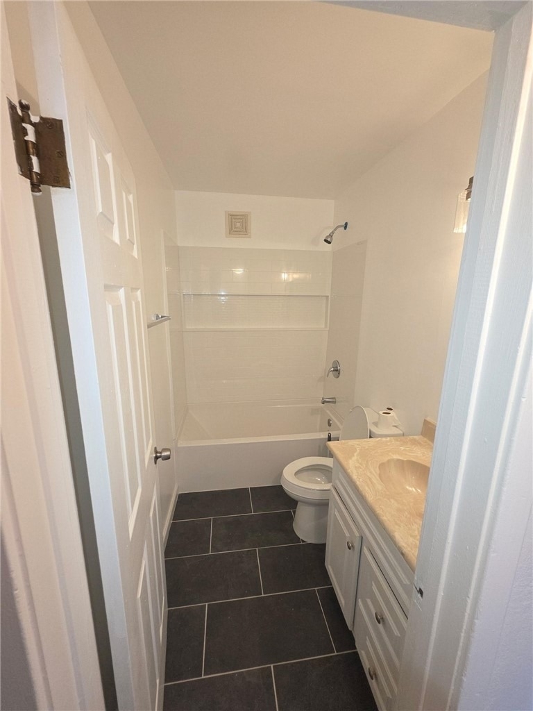 512 E Street - Photo 7