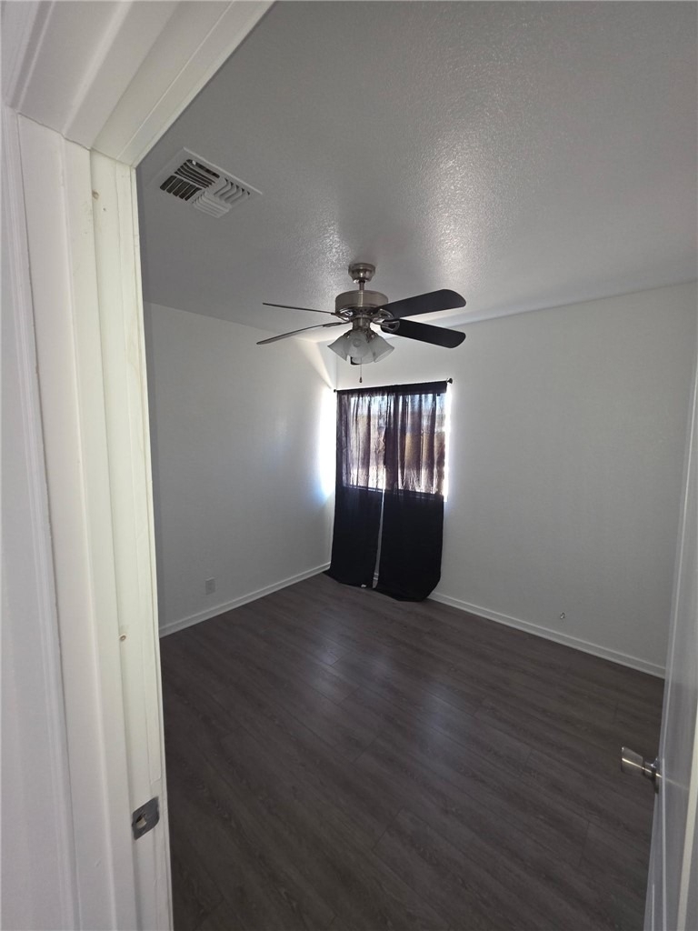 512 E Street - Photo 15