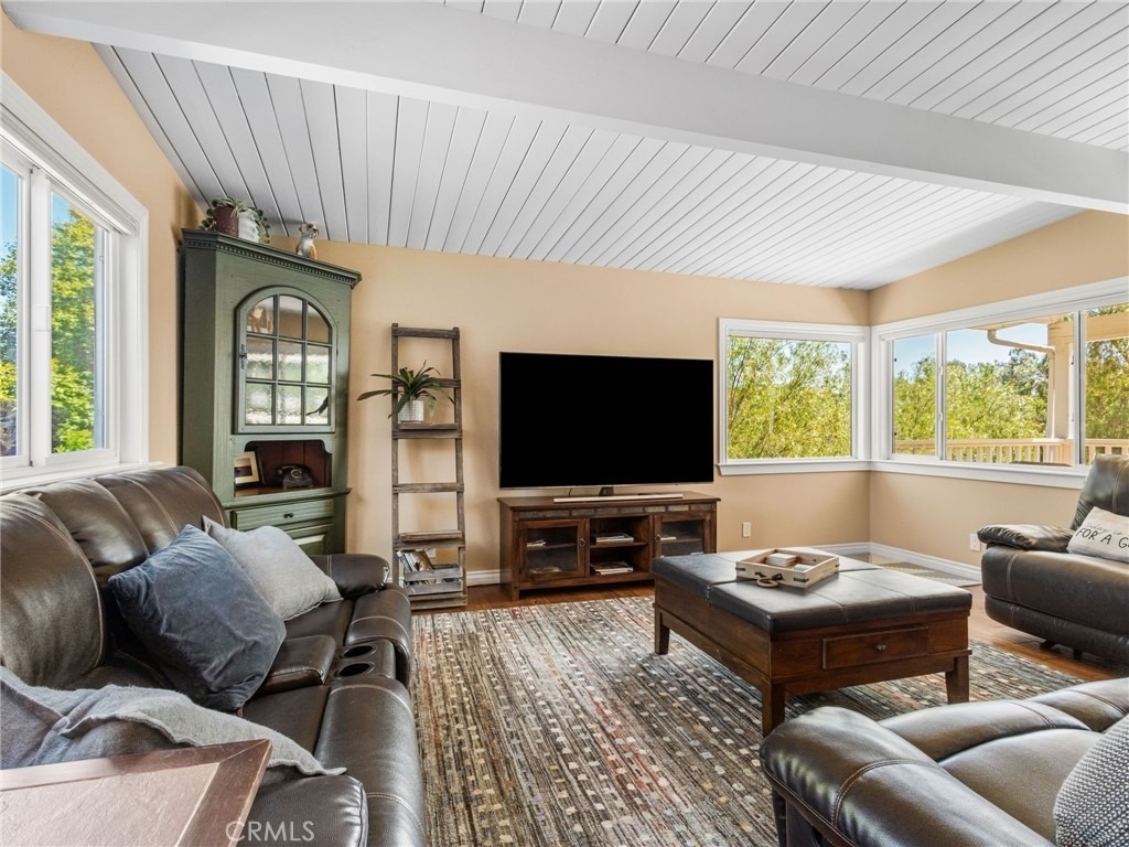 1014 Hacienda - Photo 37