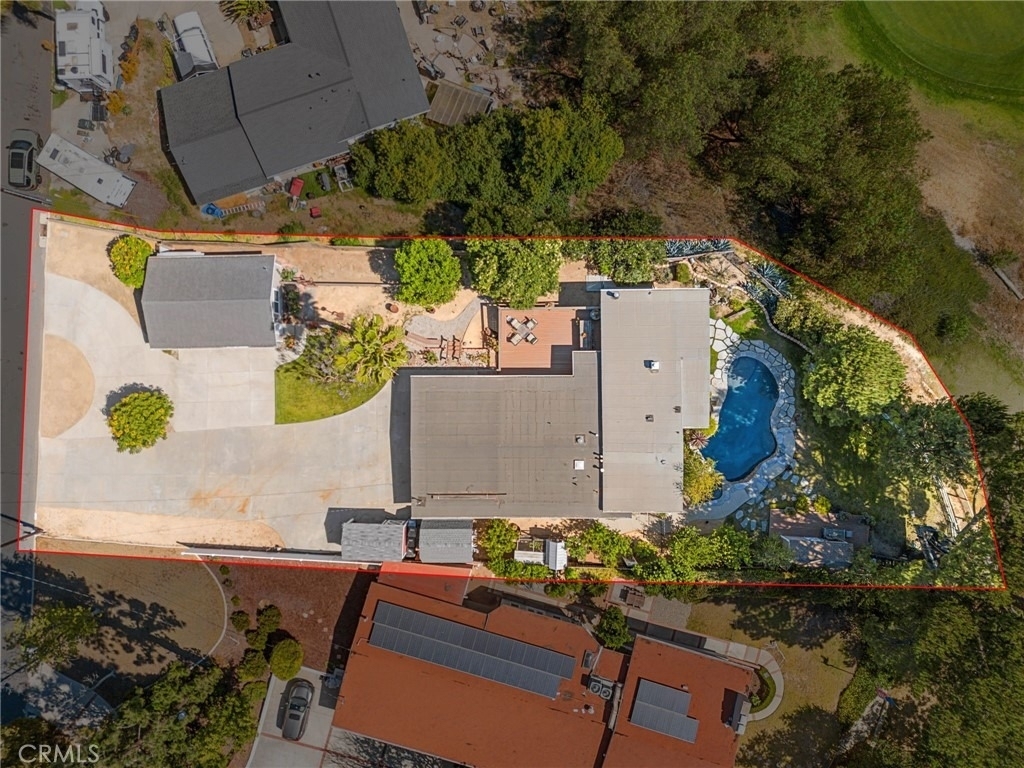 1014 Hacienda - Photo 2