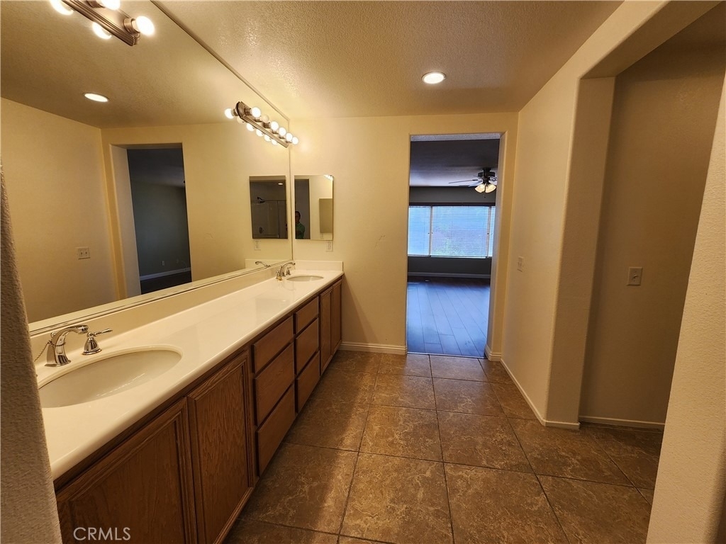 35996 Red Bluff Place - Photo 25