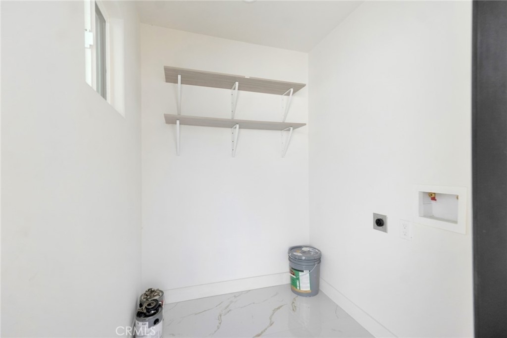 6208 Beeman Avenue - Photo 20