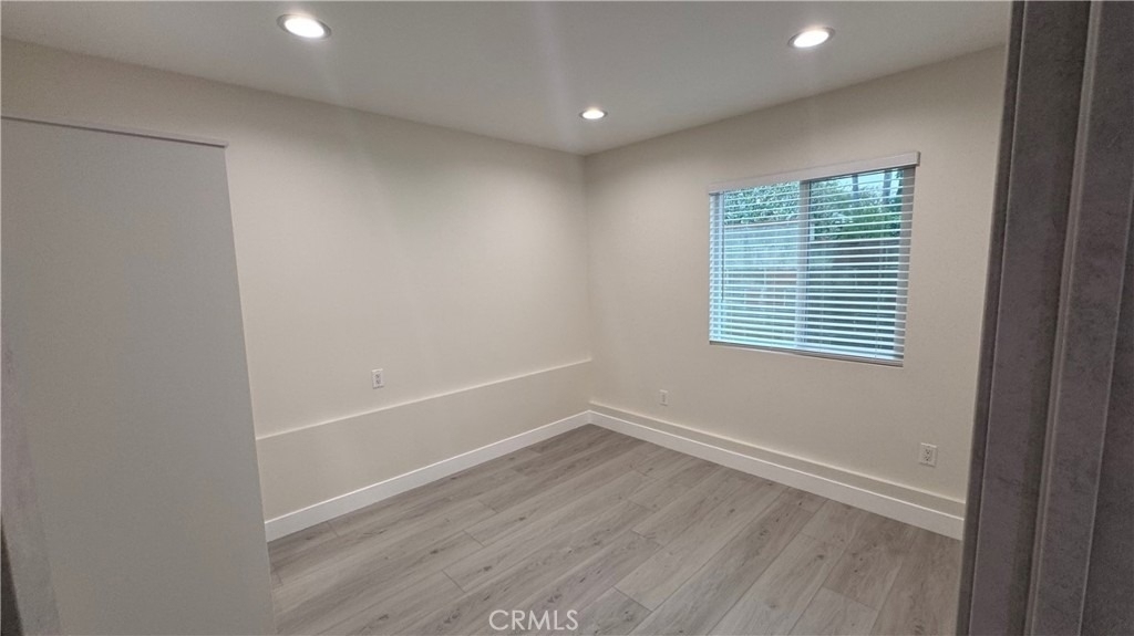 11022 Louise Avenue - Photo 7