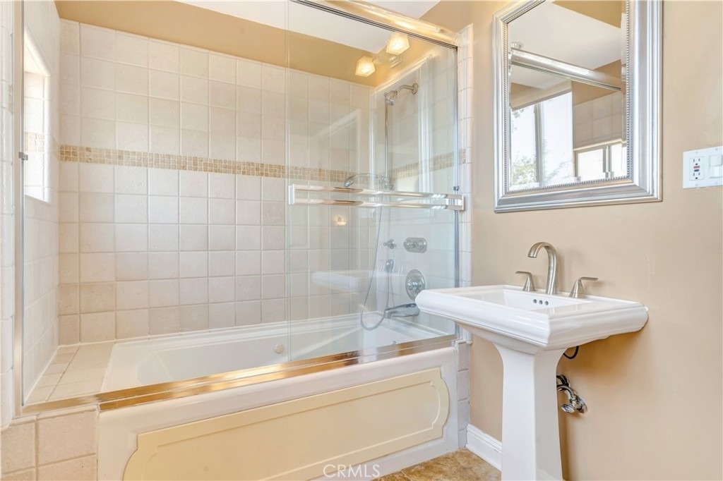 5102 Medina Road - Photo 14