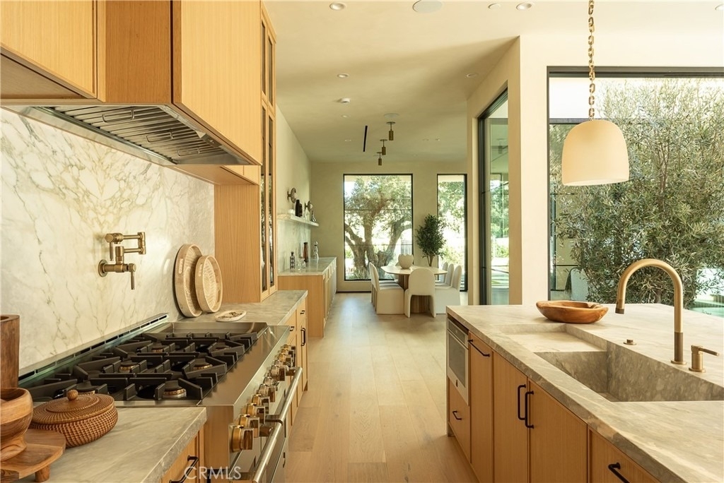 23340 Collins - Photo 23