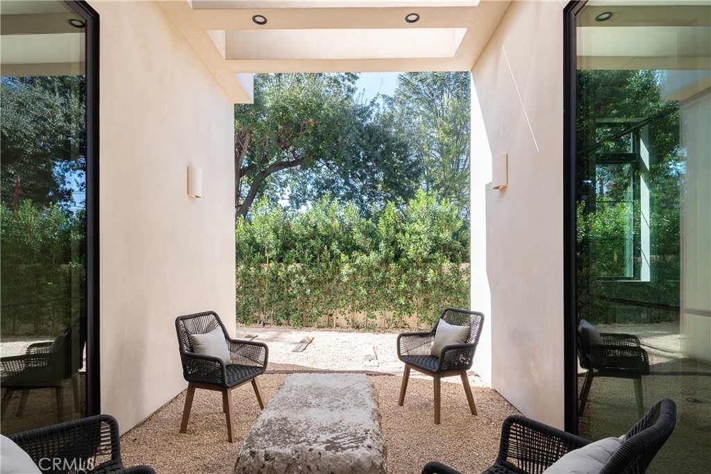 23340 Collins - Photo 32