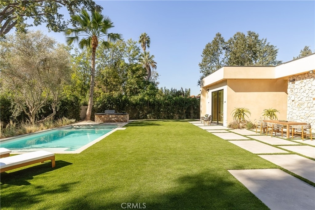 23340 Collins - Photo 6
