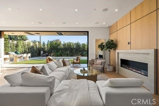 14758 Morrison - Photo 9