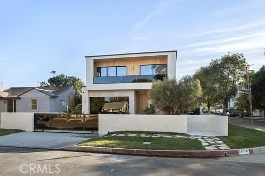 14758 Morrison - Photo 2