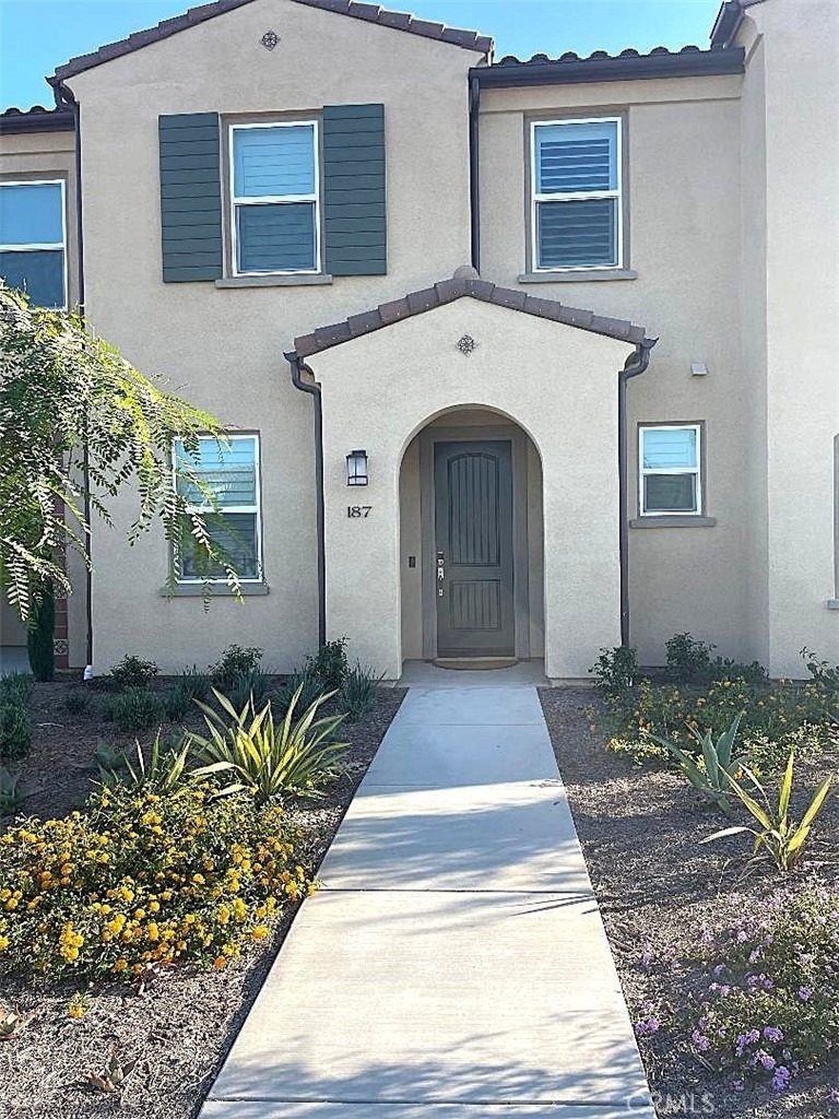 187 Capistrano Drive - Photo 1