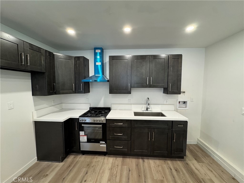 11430 Haskell Avenue - Photo 4