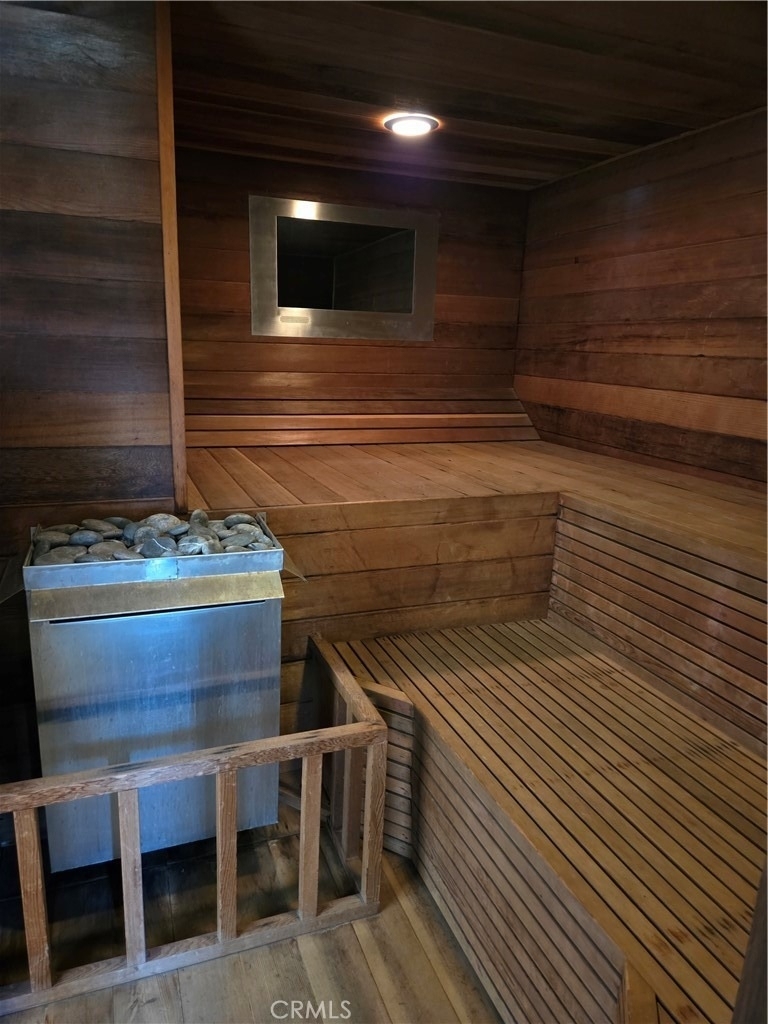 1100 Bel Air Place - Photo 21