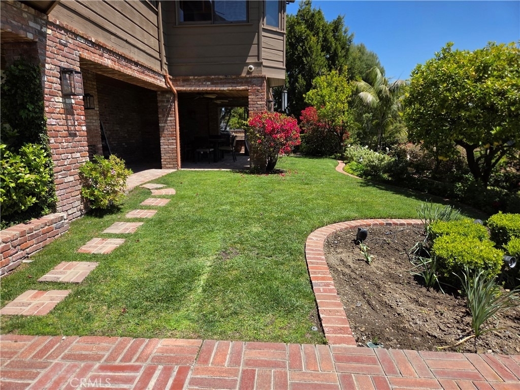 1100 Bel Air Place - Photo 7
