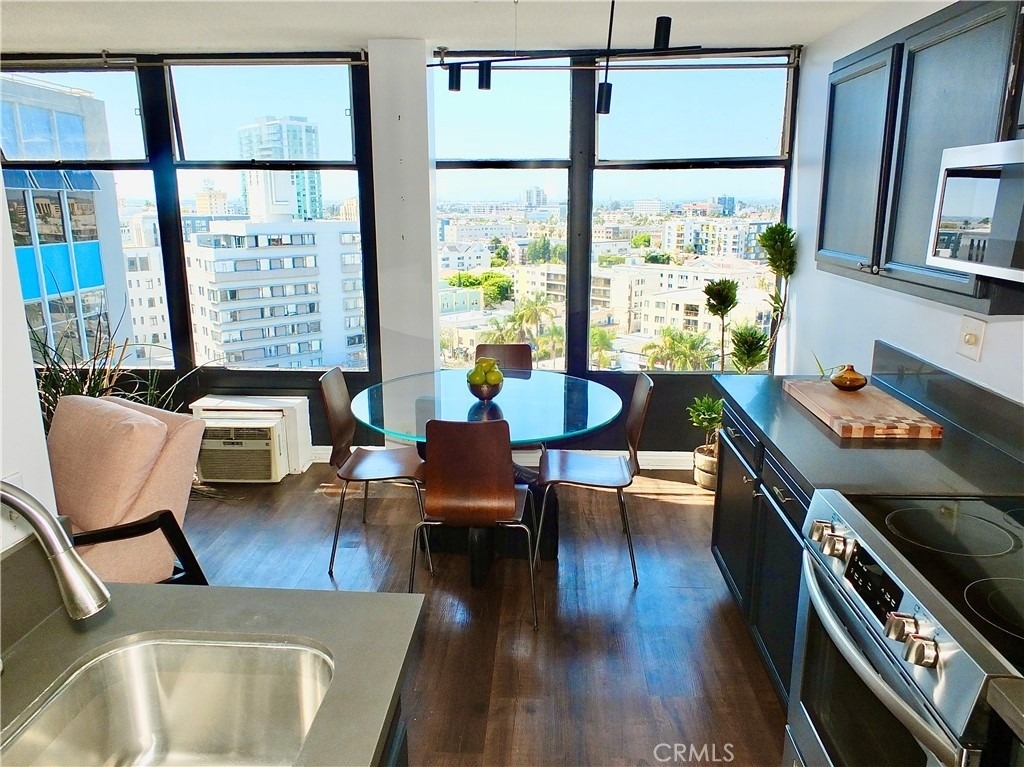 100 Atlantic - Photo 15