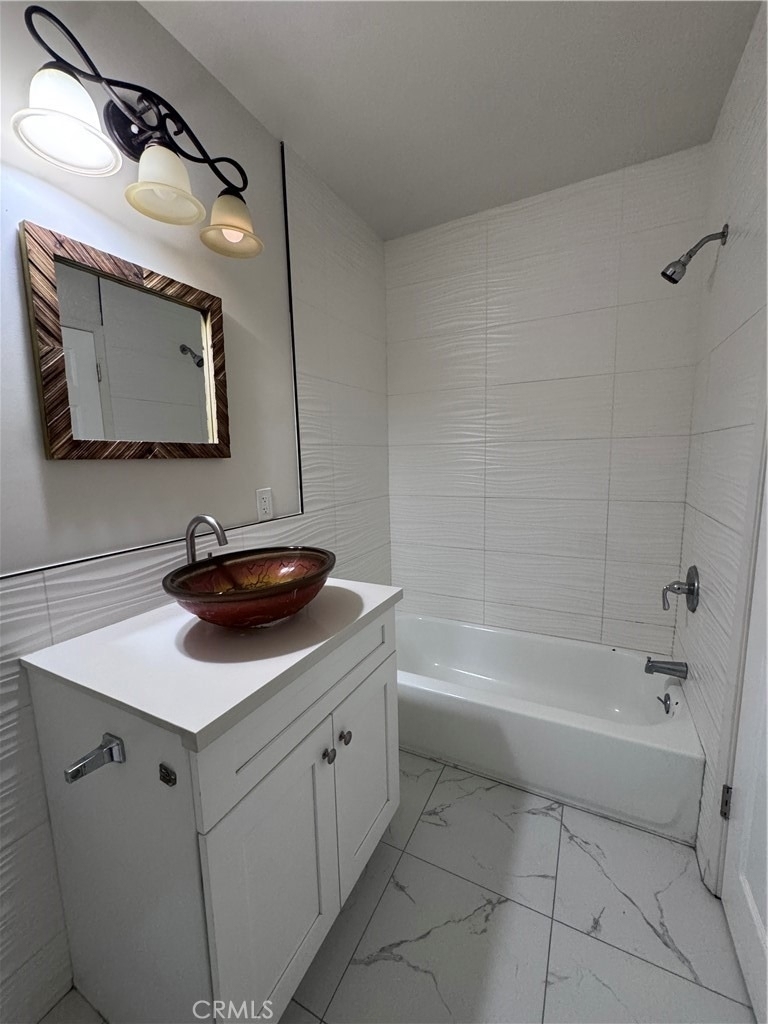 875 W 41st Drive - Photo 10